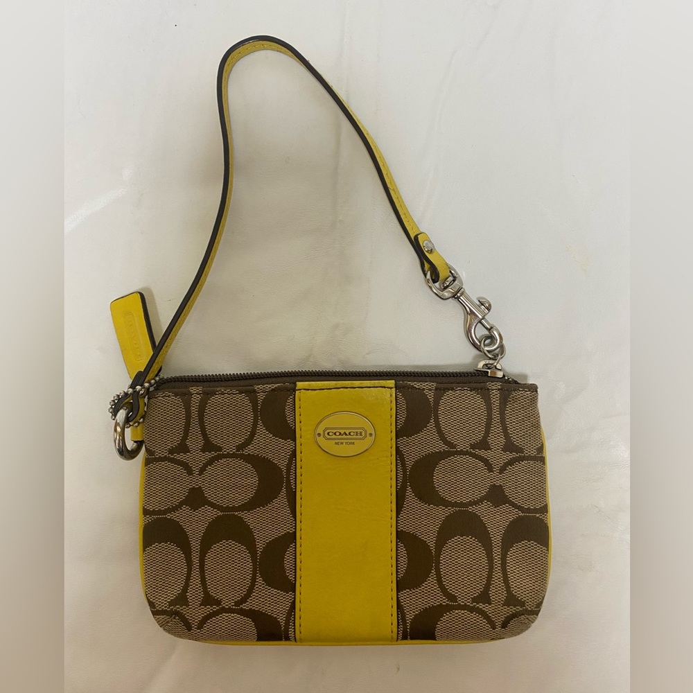Coach coin purse/ wristlet
